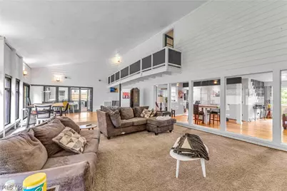 607 Castle Boulevard, Akron, OH 44313 - Photo 14