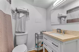 607 Castle Blvd, Akron, OH 44313 - Photo 28