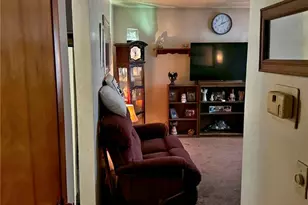 205 Canterbury Blvd, Steubenville, OH 43952 - Photo 6