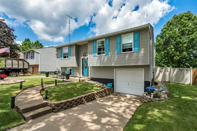 4885 Lynncrest Street SW, Canton, OH 44706 - Photo 4