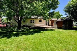 1495 Fairview Pl, Alliance, OH 44601 - Photo 4
