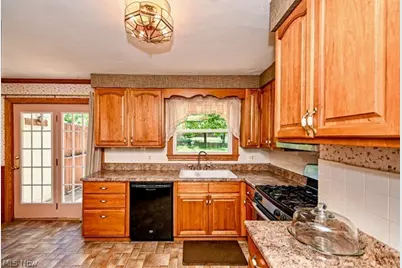 1495 Fairview Place, Alliance, OH 44601 - Photo 10