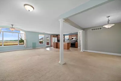 14617 Kneisel Road, Vermilion, OH 44089 - Photo 10
