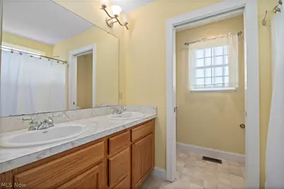 14617 Kneisel Road, Vermilion, OH 44089 - Photo 32