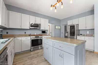 19137 Landing Lane, Columbia Station, OH 44028 - Photo 12