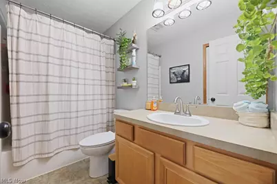19137 Landing Lane, Columbia Station, OH 44028 - Photo 32