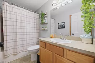 19137 Landing Ln, Columbia Station, OH 44028 - Photo 32