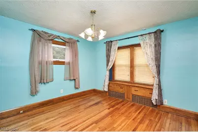 350 Oxford Avenue, Akron, OH 44310 - Photo 6