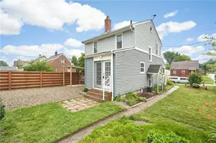 350 Oxford Ave, Akron, OH 44310 - Photo 18