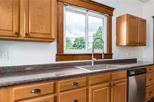 221 N 9th St, Cambridge, OH 43725 - Photo 16