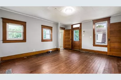 221 N 9th Street, Cambridge, OH 43725 - Photo 18