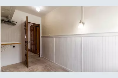 221 N 9th Street, Cambridge, OH 43725 - Photo 26