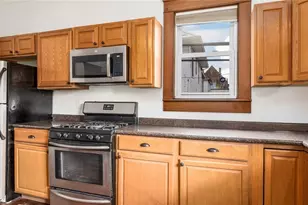 221 N 9th St, Cambridge, OH 43725 - Photo 14