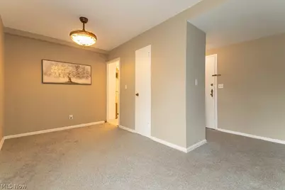 19201 Van Aken Boulevard #313, Huber Heights, OH 44122 - Photo 8