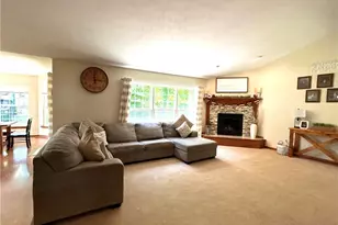 1052 Arrowhead Dr, Vermilion, OH 44089 - Photo 10