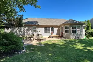 1052 Arrowhead Dr, Vermilion, OH 44089 - Photo 34