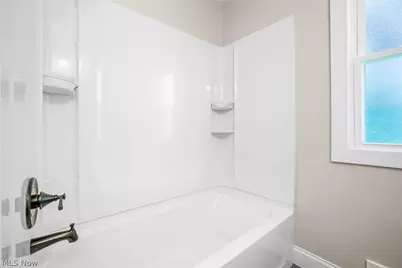 1371 Krumroy Road, Akron, OH 44306 - Photo 16