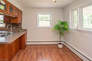 3920 Ashwood St NW, Canton, OH 44708 - Photo 8