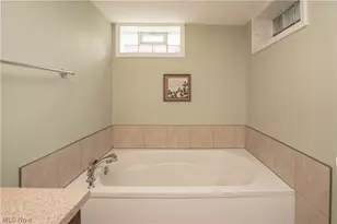 3920 Ashwood St NW, Canton, OH 44708 - Photo 30