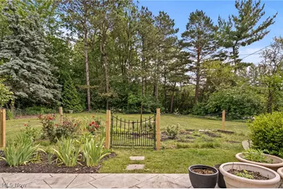 26270 Annesley Road, Beachwood, OH 44122 - Photo 42