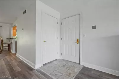 3800 Rosemont Boulevard #114B, Akron, OH 44333 - Photo 4