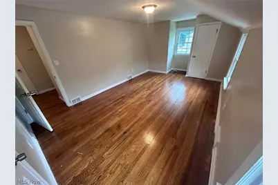 20825 Farnsleigh Road, Huber Heights, OH 44122 - Photo 12