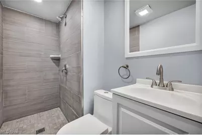 2172 West Boulevard, Loveland, OH 44102 - Photo 38