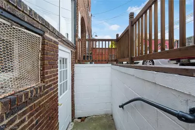 1305 Brown Street, Akron, OH 44301 - Photo 8