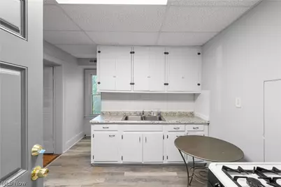 1305 Brown Street, Akron, OH 44301 - Photo 22