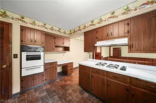 504 Vinewood Ave, Tallmadge, OH 44278 - Photo 14