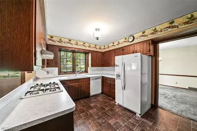 504 Vinewood Avenue, Tallmadge, OH 44278 - Photo 12