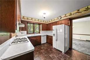 504 Vinewood Ave, Tallmadge, OH 44278 - Photo 12