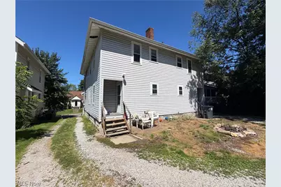 1999 - 2001 16th Street SW, Akron, OH 44314 - Photo 8