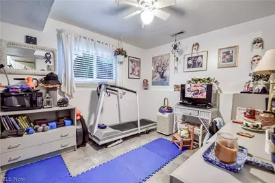 464 Hickory Lane, Painesville, OH 44077 - Photo 22