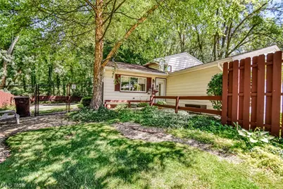 464 Hickory Lane, Painesville, OH 44077 - Photo 2