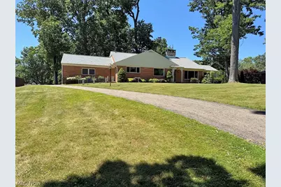 5022 Lawndale Street NW, Canton, OH 44708 - Photo 2