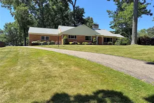 5022 Lawndale St NW, Canton, OH 44708 - Photo 2