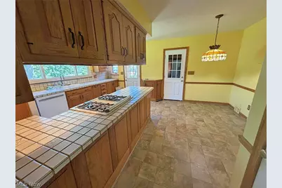 5022 Lawndale Street NW, Canton, OH 44708 - Photo 10