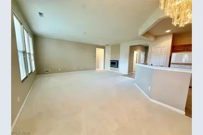 9482 Redington Drive, North Ridgeville, OH 44039 - Photo 4
