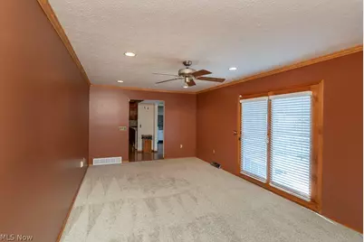 7456 Hidden Glen Drive, Amherst, OH 44001 - Photo 10