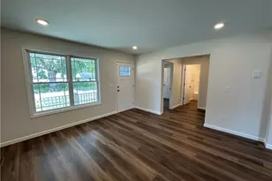 78 Prospect St, Struthers, OH 44471 - Photo 4