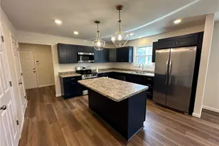 78 Prospect St, Struthers, OH 44471 - Photo 6
