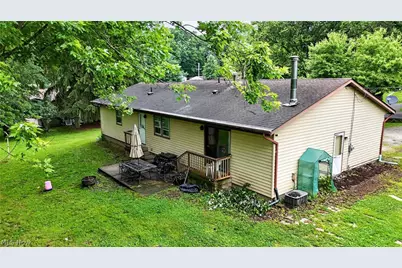 3002 Killian Road, Uniontown, OH 44685 - Photo 26