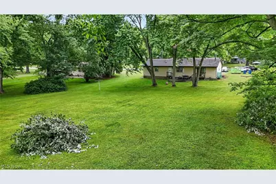 3002 Killian Road, Uniontown, OH 44685 - Photo 22