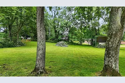 3002 Killian Road, Uniontown, OH 44685 - Photo 18