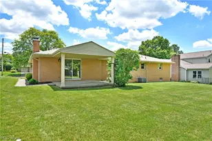 6662 Appleridge Dr, Youngstown, OH 44512 - Photo 8
