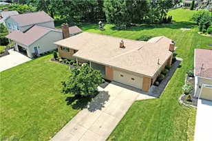 6662 Appleridge Dr, Youngstown, OH 44512 - Photo 4