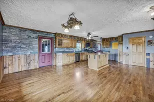 18513 Hobbler Ln, Lore City, OH 43755 - Photo 16