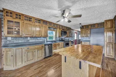18513 Hobbler Lane, Lore City, OH 43755 - Photo 14