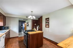 8060 Sigle Ln, Poland, OH 44514 - Photo 10